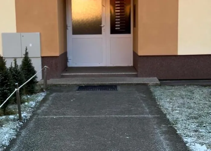 Apartamento Ambrusha *