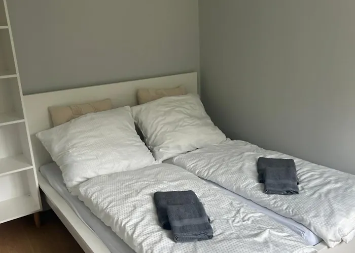 Ambrusha Apartamento *